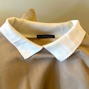 Brandy Melville pretty collared sweatshirt, one size like new